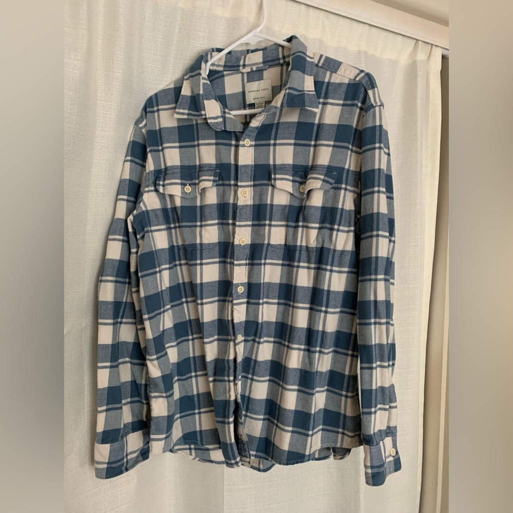 American Eagle blue flannel size XL